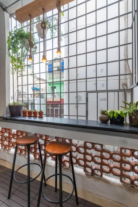 Căn hộ 2 Bedroom Industrial In Saigon *